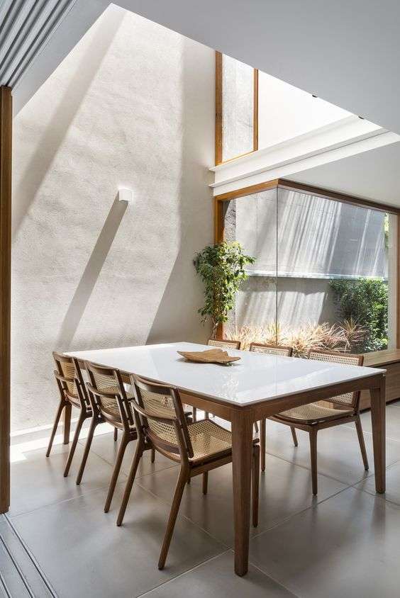 New Homeowners Guide: 5 Things to Consider Before Buying Lightings natural light
